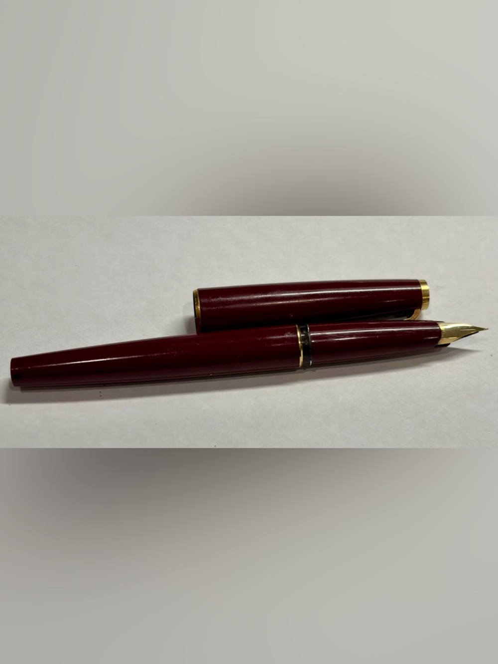 Vintage Montblanc fountain pen with 585(14K) Gold nib